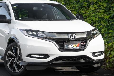 2017 Honda Vezel RS Hybrid / HR-V - Thumbnail