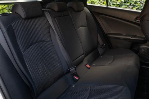2016 Toyota Prius Hybrid - Thumbnail