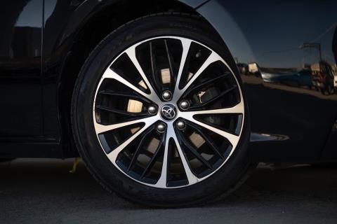 2019 Toyota Camry Hybrid WS - Thumbnail