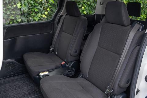 2017 Toyota Voxy Hybrid V / Noah - Thumbnail