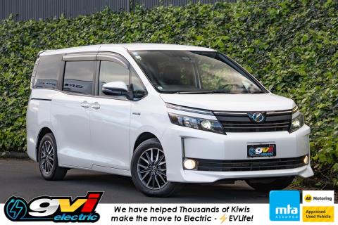 2016 Toyota Voxy V Hybrid / Noah