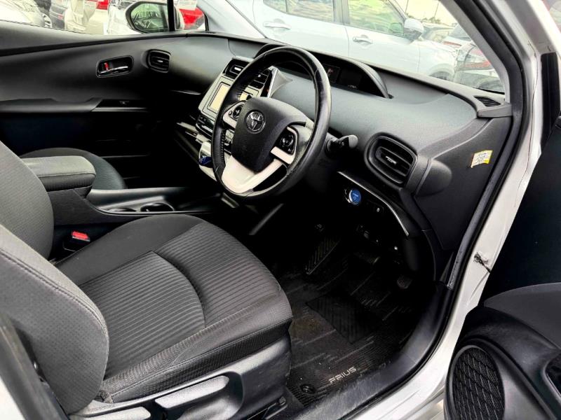 2016 Toyota Prius Hybrid S