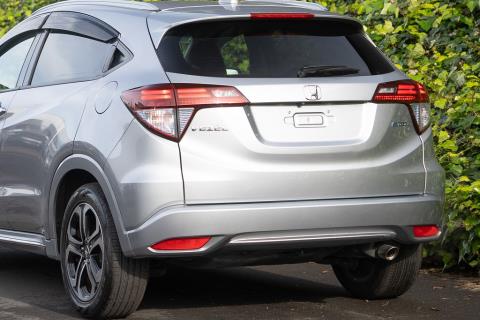 2017 Honda Vezel Z / HR-V Hybrid - Thumbnail