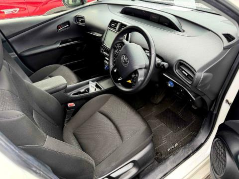 2019 Toyota Prius S Hybrid - Thumbnail