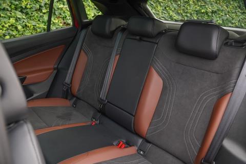 2023 Volkswagen ID.4 Pro 82kWh - Thumbnail
