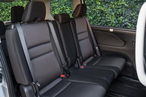 2021 Nissan Serena Highway Star V - Thumbnail