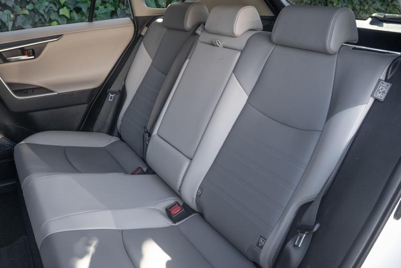 2019 Toyota RAV4 Hybrid G