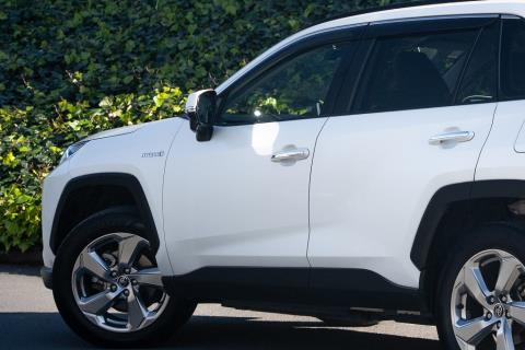 2019 Toyota RAV4 Hybrid G - Thumbnail
