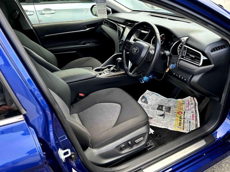 2018 Toyota Camry Hybrid G