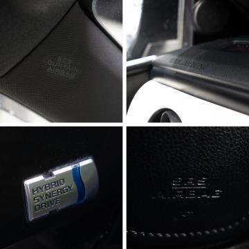 2017 Toyota Auris Hybrid / Corolla - Thumbnail