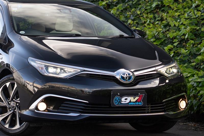 2017 Toyota Auris Hybrid / Corolla