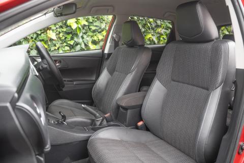 2016 Toyota Auris Hybrid / Corolla - Thumbnail