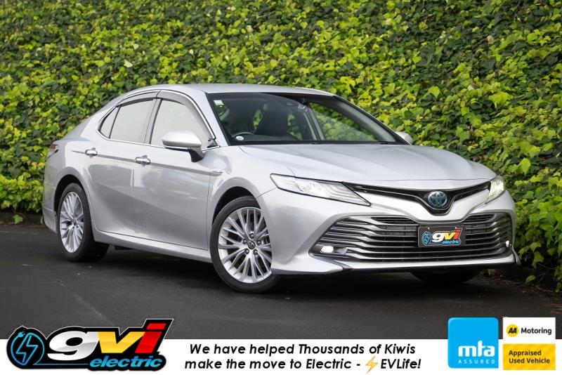 2017 Toyota Camry Hybrid G