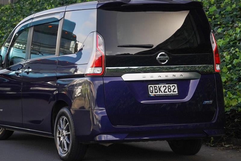 2018 Nissan Serena Hybrid