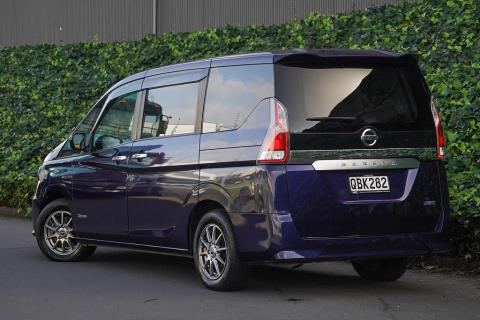 2018 Nissan Serena Hybrid - Thumbnail