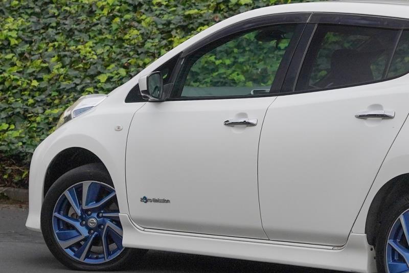 2017 Nissan Leaf 30X Autech