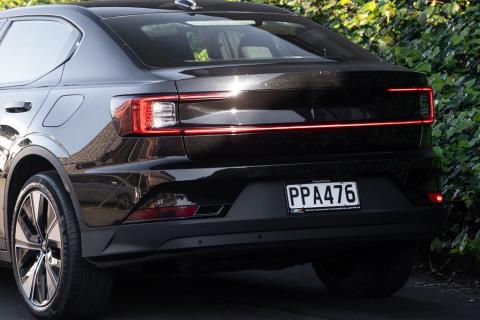 2022 Polestar 2 SRSM 69kWh - Thumbnail