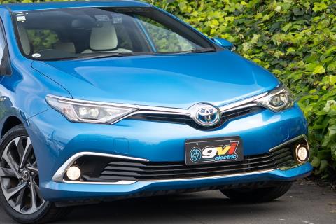 2016 Toyota Auris Hybrid / Corolla - Thumbnail