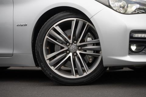 2014 Nissan Skyline 350GT Hybrid - Thumbnail