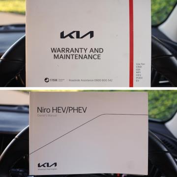 2021 Kia Niro Hybrid LX - Thumbnail