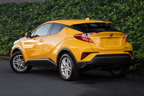 2020 Toyota C-HR Hybrid - Thumbnail