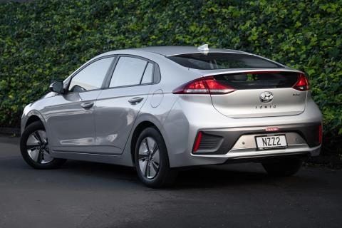 2022 Hyundai Ioniq II Hybrid - Thumbnail