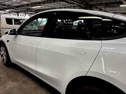 2022 Tesla Model Y 60kWh - Thumbnail