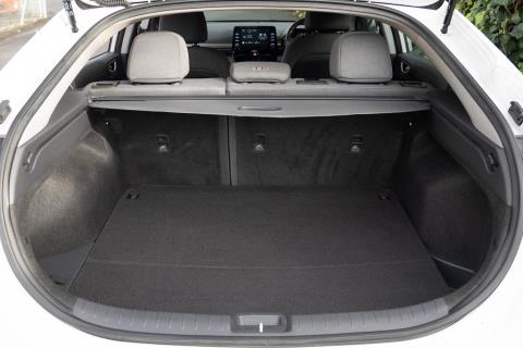 2022 Hyundai Ioniq II Hybrid - Thumbnail