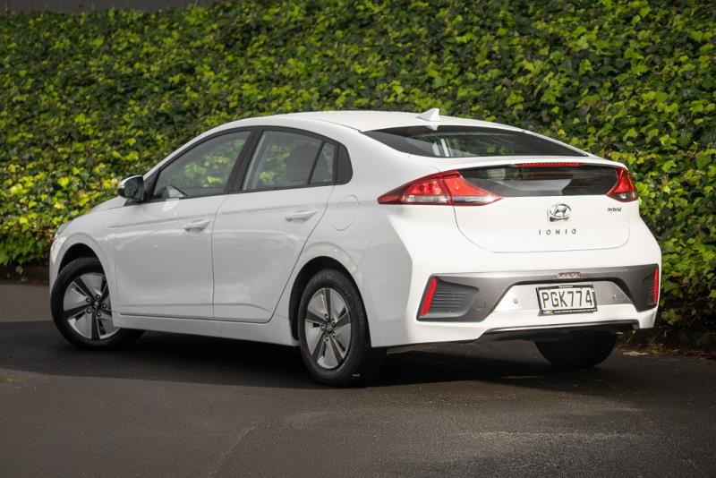 2022 Hyundai Ioniq II Hybrid