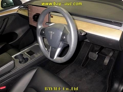 2023 Tesla Model Y Long Range - Thumbnail