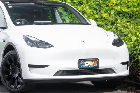 2022 Tesla Model Y RWD 60kWh - Thumbnail
