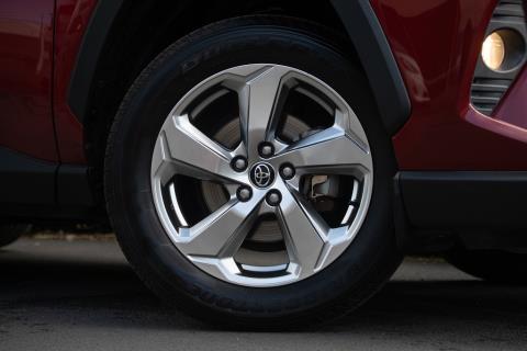 2019 Toyota RAV4 Hybrid 4WD - Thumbnail