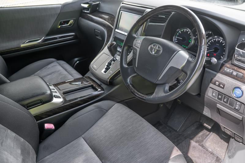 2014 Toyota Vellfire / Alphard ZR
