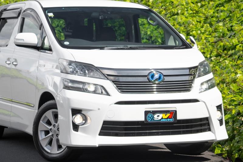 2014 Toyota Vellfire / Alphard ZR