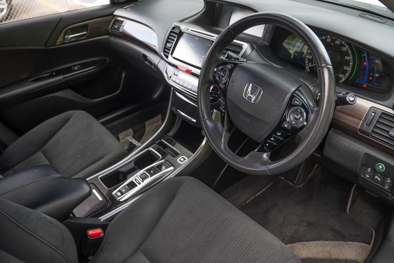 2018 Honda Accord LX Hybrid