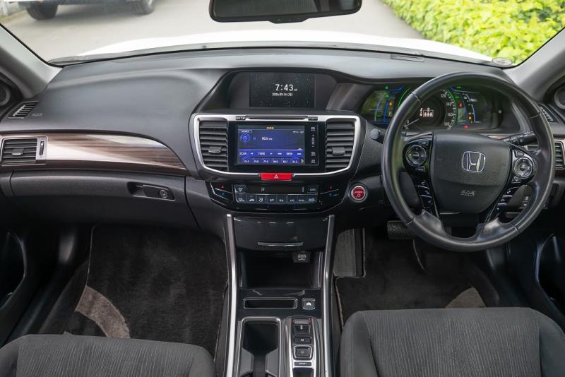 2018 Honda Accord LX Hybrid