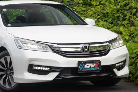 2018 Honda Accord LX Hybrid - Thumbnail