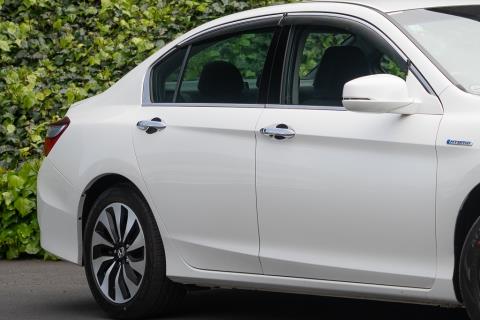 2018 Honda Accord LX Hybrid - Thumbnail