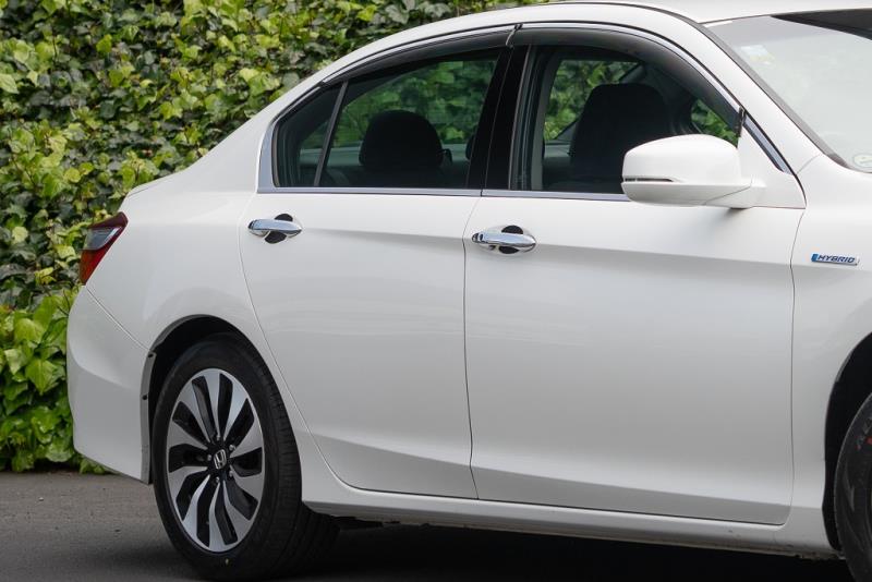 2018 Honda Accord LX Hybrid