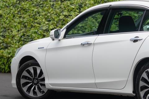 2018 Honda Accord LX Hybrid - Thumbnail