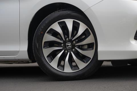 2018 Honda Accord LX Hybrid - Thumbnail