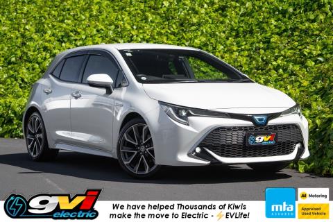 2018 Toyota Corolla Hybrid /  Auris