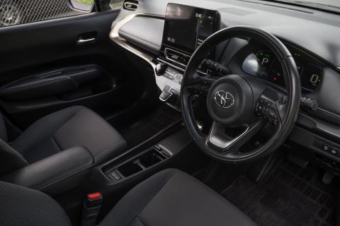 2021 Toyota Aqua Z Hybrid - Thumbnail