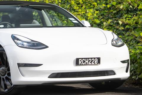 2020 Tesla Model 3 Performance - Thumbnail