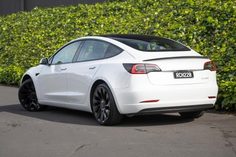 2020 Tesla Model 3 Performance - Thumbnail