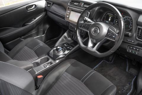 2018 Nissan Leaf 40G - Thumbnail