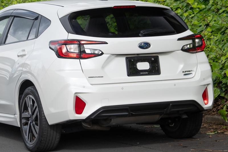 2023 Subaru Impreza ST-H E-Boxer