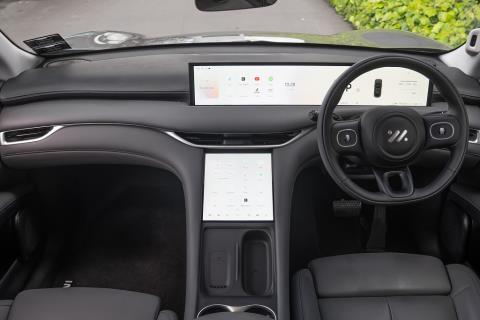2026 MG IM6 Platinum 100kWh - Thumbnail