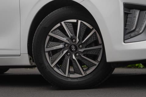 2021 Hyundai Ioniq EV 38kWh - Thumbnail