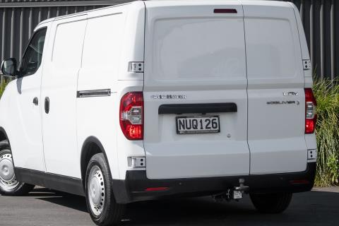 2021 LDV eDeliver 3 50kWh 4 Door - Thumbnail